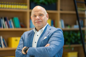 Vestigingsdirecteur Paul van Meersbergen van de vestiging Helmond.